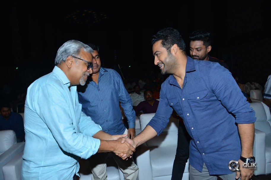 Naa-Nuvve-Pre-Release-Function-Photos